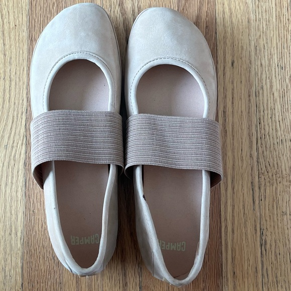 Camper Beige Flats with Elastic Strap - Picture 3 of 8